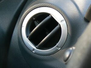 Lüftung der Klimaanlage in einem Auto
